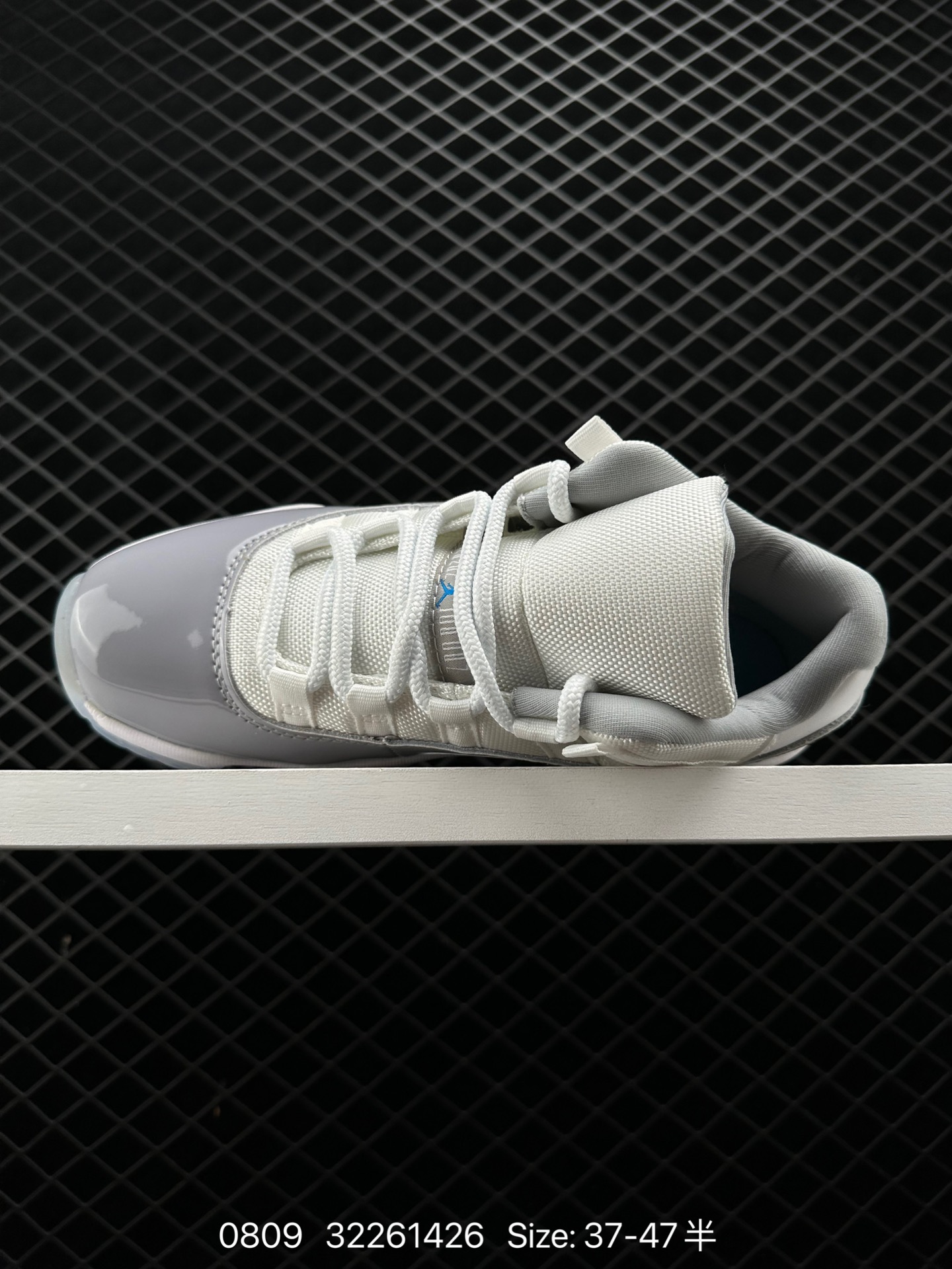 Nike Air Jordan 11 Retro Low”Concord“AJ11